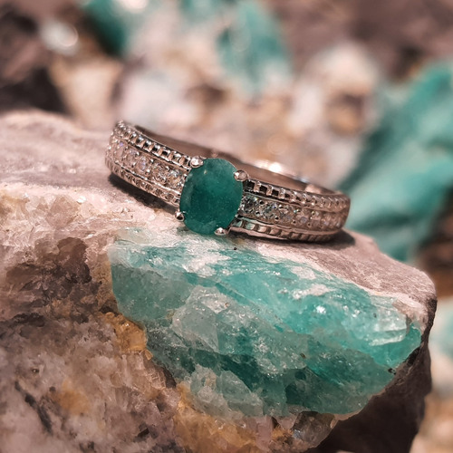 Anillo En Plata Rodio Con Esmeralda Certificada