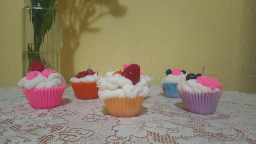 Velas Cupcake. Velas Postre Aromáticas Artesanales 3pz