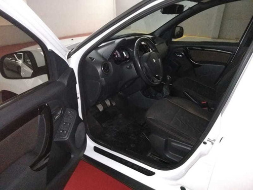 Imagem 10 de 12 de Renault Duster Sce 1.6 16v Dynamique