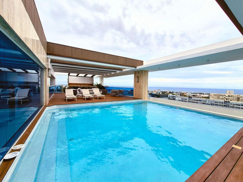 Apto En Venta Nuevo En Bella Vista, Santo Domingo, 3 Hab + Estudio, Vista Al Mar