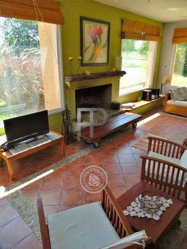 Imagen 12 de 15 de Casa En Venta Bella Vista 4 Dormitorios, 5000 M2 Terreno