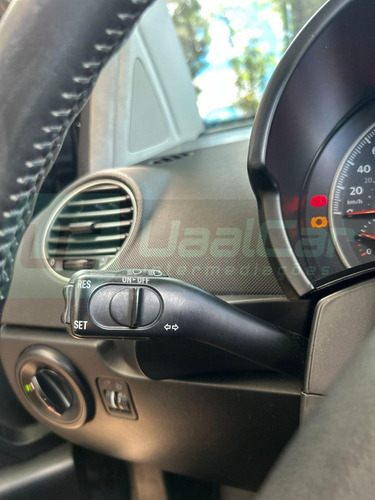 Volkswagen New Beetle 2.0 Mi Mec./Aut.