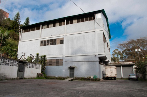 Imagen 1 de 14 de Galpon Edificio Industrial A La Venta En Carrizal.