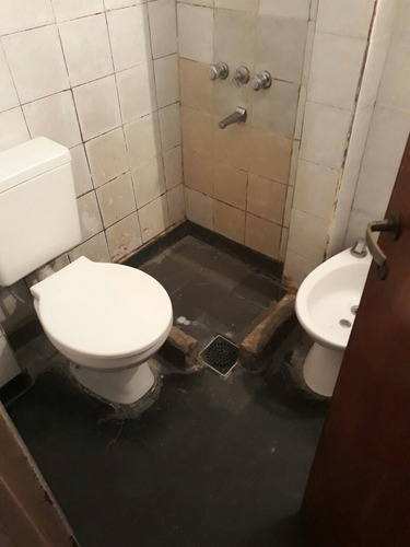 Imagen 4 de 9 de Departamento En Venta En Lanús