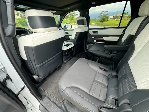 Toyota Sequoia CAPSTON 3.5 HIBRIDA