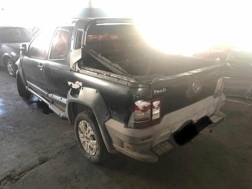 Fiat Strada Adventure 1.6 Pick Up Doble Cabina Chocada