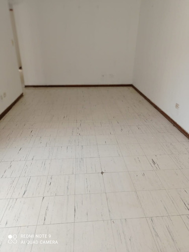 Imagen 8 de 11 de Alquilo Departamento 2 Dormitorios Urb. El Pinar Comas S/650 Soles