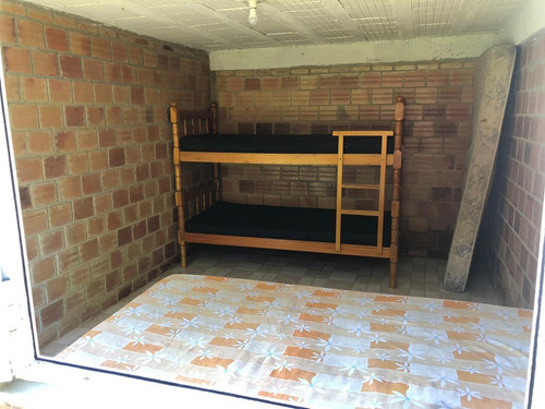 Imagem 9 de 14 de Vendo Casa Em Morretes Pr