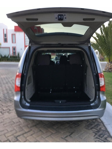 Imagen 8 de 9 de Town & Country Lx 2014 V6/3.6 Automática $ 220.000