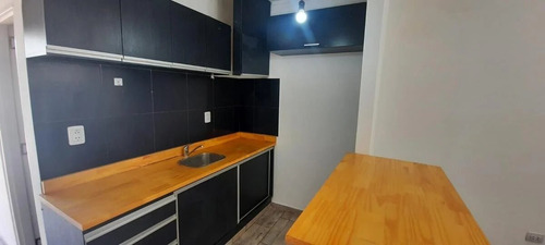 Imagen 1 de 9 de Monoambiente - Montevideo 5300