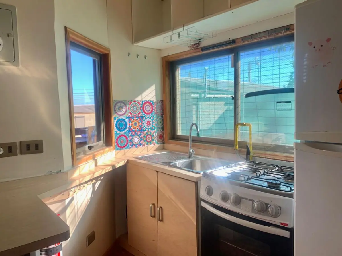 Imagen 5 de 12 de Casa Arriendo A Pasos De Costanera Con Vista Al Mar