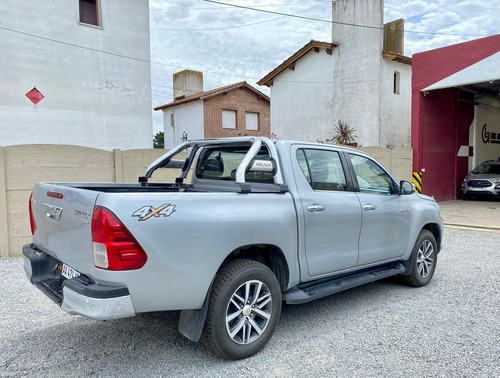 Toyota Hilux Pick-Up 2.8 Cd Srx 177cv 4x4 At