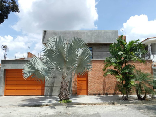 Casa Totalmente Remodelada En Trigal Sur Socc