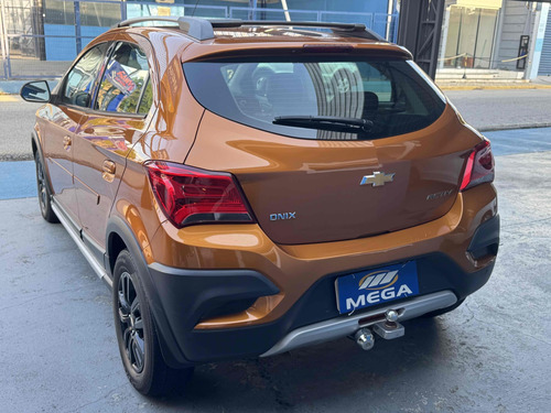 Chevrolet Onix 1.4 MPFI ACTIV 8V FLEX 4P AUTOMÁTICO