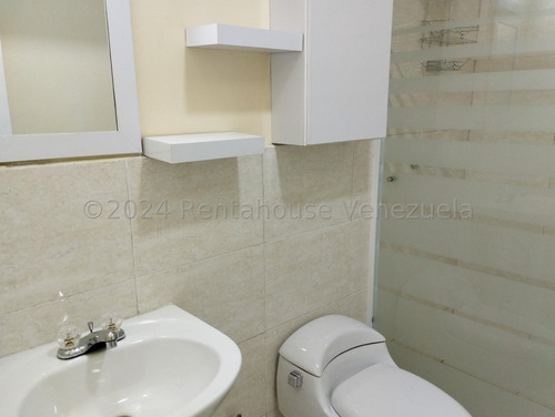 Dennymar, Vende Bello Apartamento Al Este De La Ciudad, Amoblado Y Acondicionado Para Brindar Confort Y Seguridad, 2 Hab, 2 Baños, Cocina Moderna Y Otras Bondades Que Te Invito A Conocer B4a69c5