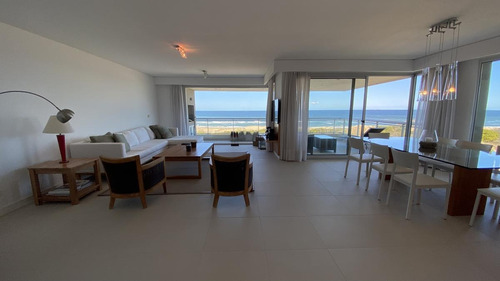 Imagen 2 de 30 de Apto Con Vista Al Mar, Parrillero Propio, 3 Suites Servicio, Temp 2022 - Playa Brava