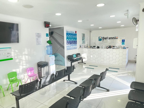 Gran Propiedad Comercial