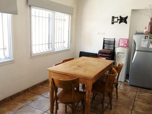 Imagen 8 de 25 de Hermoso Ph De 3 Ambientes Al Frente,entrada Independiente. Cochera Y Terraza!