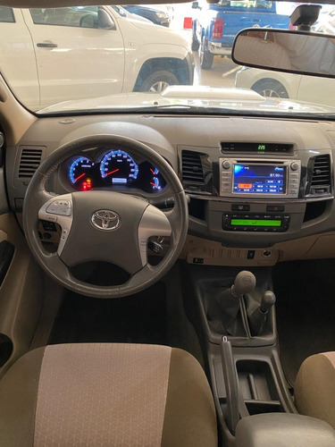 Toyota Hilux Sw4 4x4 Srv 2013