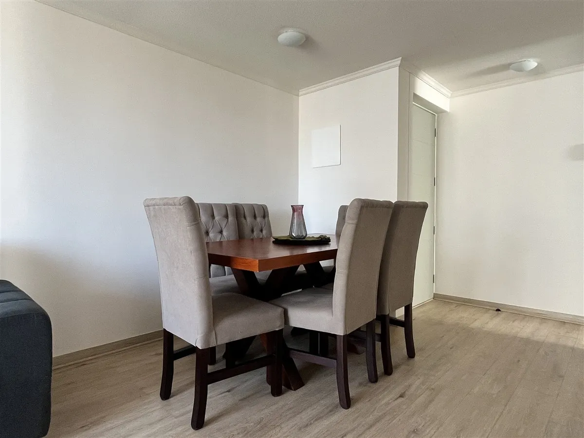 Imagen 3 de 19 de Departamento En Arriendo, 2 Dormitorios Y 2 Baños, Cerro Las