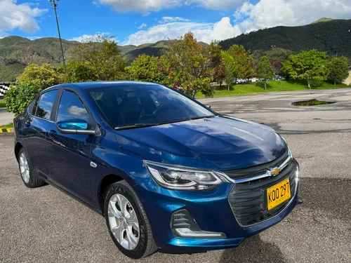 Chevrolet Onix 1.0T Premier Sedan At
