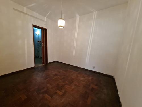 Imagen 5 de 9 de Casa Americana En Venta En Ituzaingo Con Tres Dormitorios