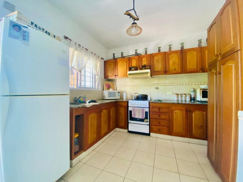 Imagen 3 de 7 de Duplex En Venta En Ituzaingo Norte