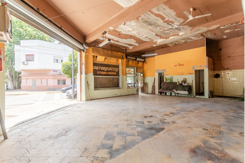 Venta-tipo Casa- Ph 3 Amb. C/ Local En Esquina