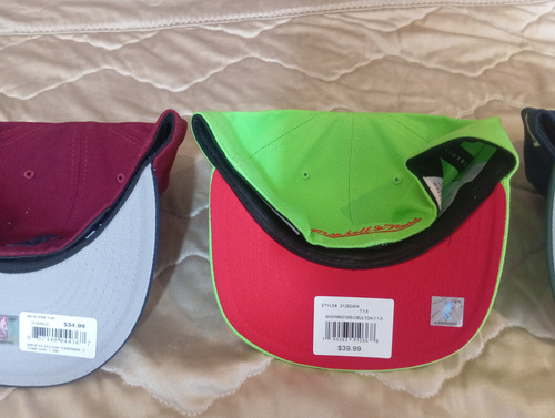 Lote 2 Gorras New Era 7 1/8 Verde Limón 7 1/8 Lisa