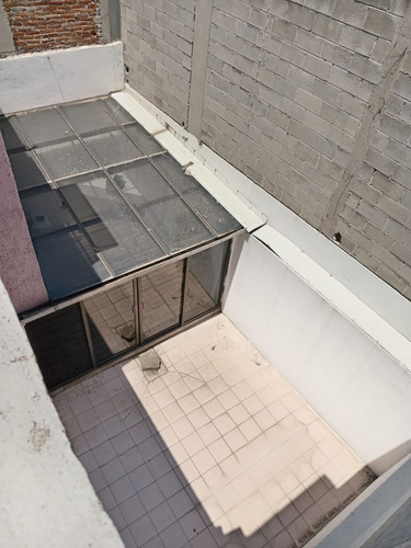 Casa Remodelada En Condominio En Venta En Circuito Pintores, Cd. Satélite!!