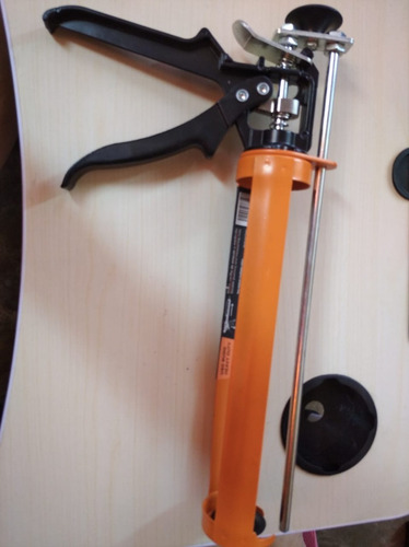 Imagen 1 de 4 de Aplicador De Silicona Reforzada Modelo 17558 Truper