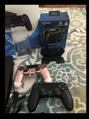 Imagem 2 de 3 de Playstation 4