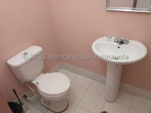 Imagen 9 de 11 de Negocio En Venta En Buena Zona De Punto Fijo