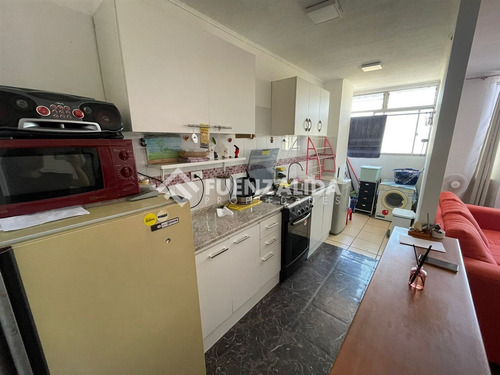 Departamento En Venta De 3 Dorm. En Cerrillos