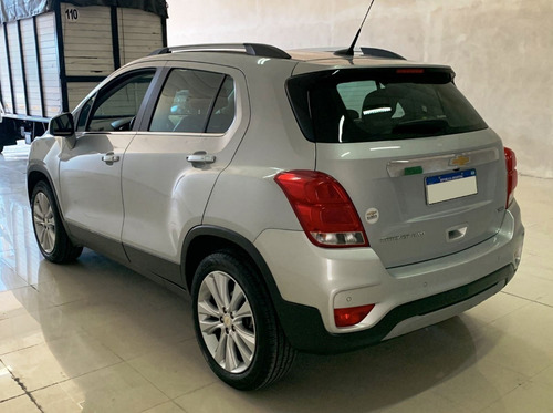 Imagen 7 de 13 de Chevrolet Traker