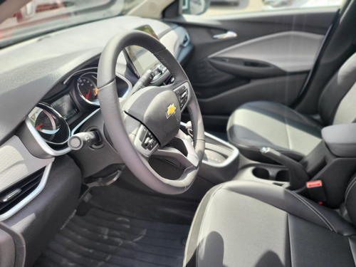 Chevrolet Onix plus 1.0 Lt