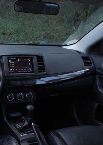 Imagem 2 de 14 de Mitsubishi Lancer 2012 2.0 4p