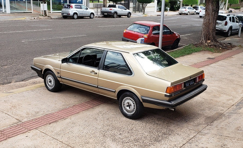 Imagem 3 de 14 de Vw-volkswagen Santana Cd 1.8 1984/85 Placa Preta