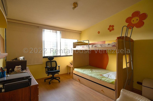 Imagen 14 de 17 de Estupenda Casa Venta Prados Del Este 22-21876-y Ymanol Elizalde 0414-3227631