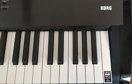 Korg Kronos X 88. Casi Nuevo Negro (Usado)
