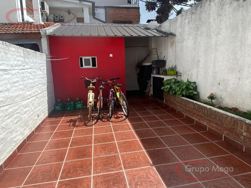 Imagen 1 de 24 de Duplex 4 Amb C/ent Auto, Patio Y Playroom