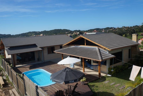 Imagem 1 de 15 de Casa Para Venda Em Imbituba, Praia Do Rosa, 5 Dormitórios, 3 Suítes, 5 Banheiros, 6 Vagas - 626_2-812874