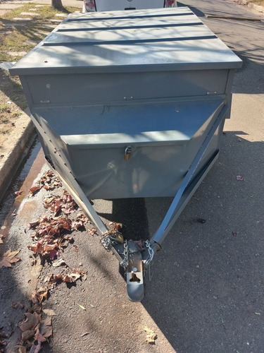 Imagen 6 de 18 de Trailer Batan Con Tapa (excelent Estado) Modelo 2021
