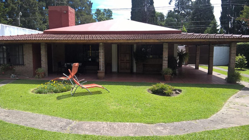 Imagen 1 de 13 de Casa Quinta En Glew, Amplio Parque