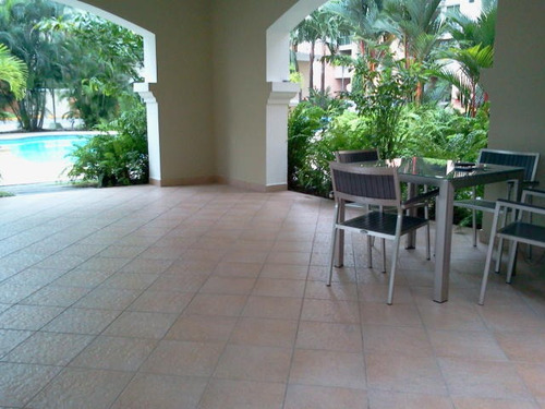 Venta De Apartamento En Green Bay, Costa Del Este 18-3009