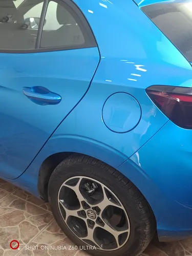 Híbrido Hatchback 1.5 Color Azul Automático