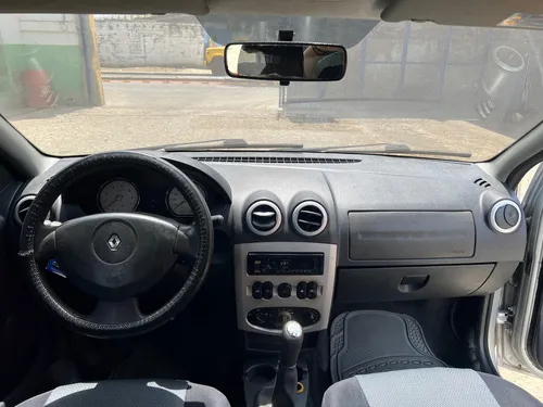 Renault Logan 1.6 Dynamique Fii