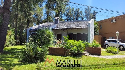 Casa En Alquiler En Country Las Lajas