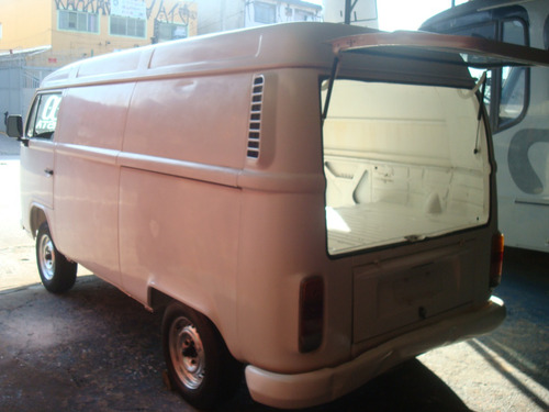 Kombi,camionete,pick-up,vans,fusca,veraneio,c10,d10,c20,f100