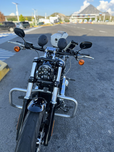 Es Una Excelente Moto Ideal Para Los Amantes De Las 2 Ruedas